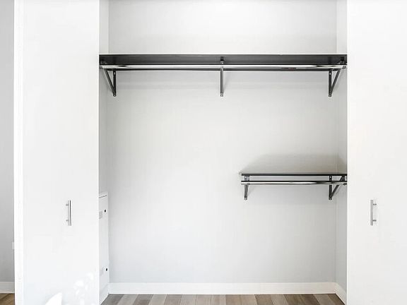 3rd image of 2205 N Milwaukee Ave #623