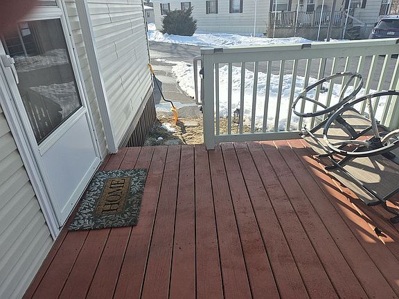 3rd image of 9 Vista Ln