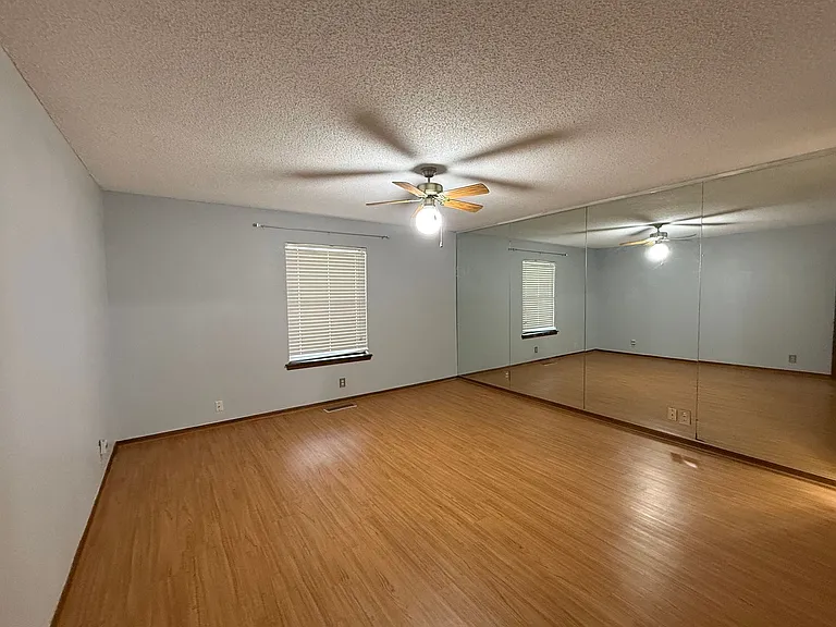 7949 S 85th East Ave — Photo 6