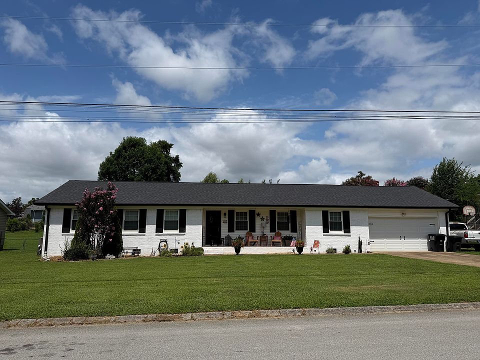 1st image of 2707 Saint Lawrence Rd
