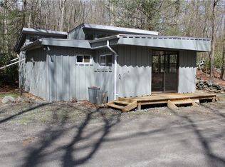 25 Trilsch Ct, Carmel, NY 10512