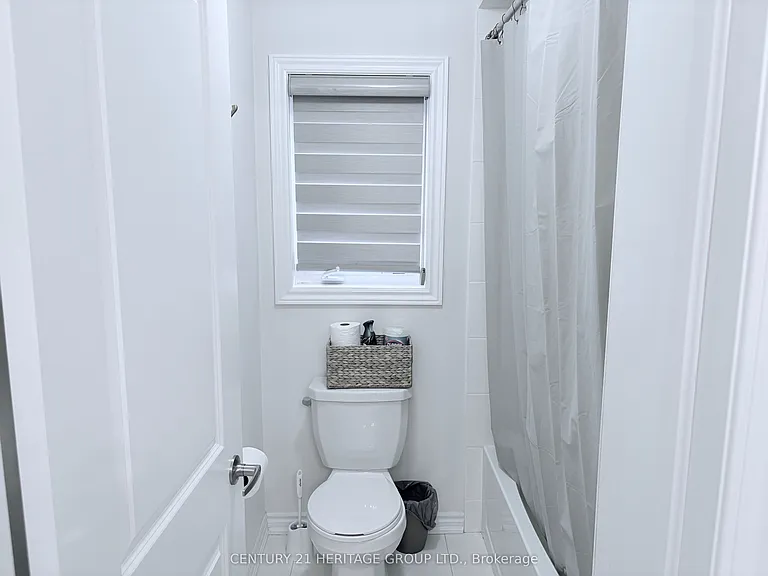 1110 Wickham Rd — Photo 30