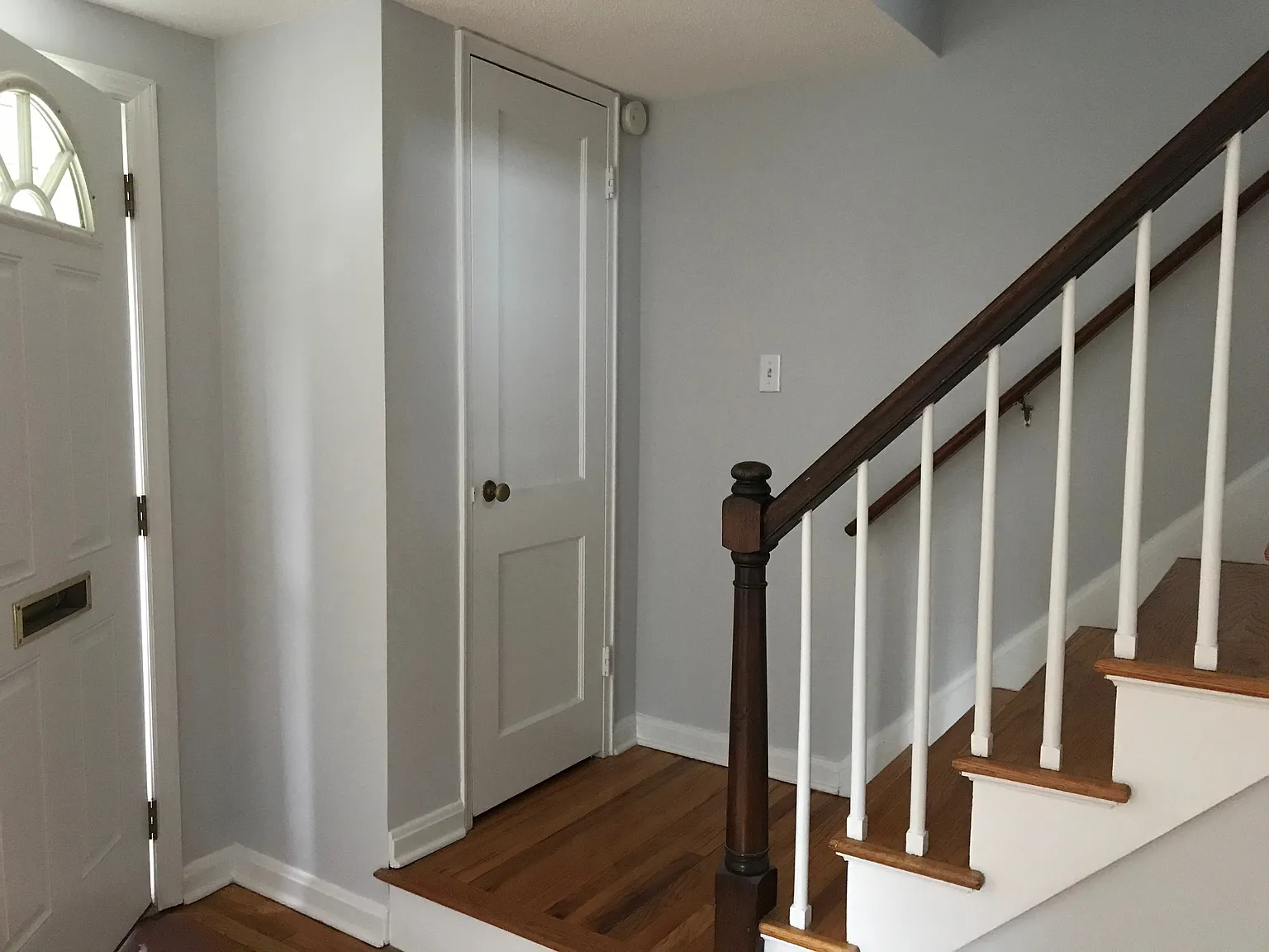 2 bed, 768 sqft, $2,000 — Photo 2