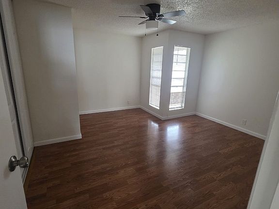 4th image of 716 Stannage Ave APT 3