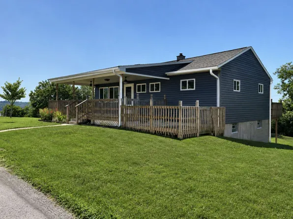 10659 Martin Dr, North Huntingdon, PA 15642