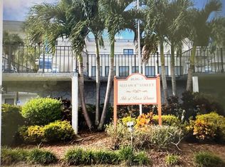 9233 SW 8th St APT 103, Boca Raton, FL 33428