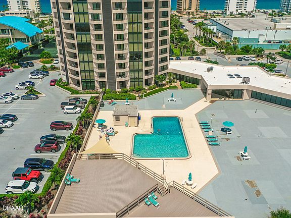 3rd image of 1 Oceans West Blvd APT 15A5