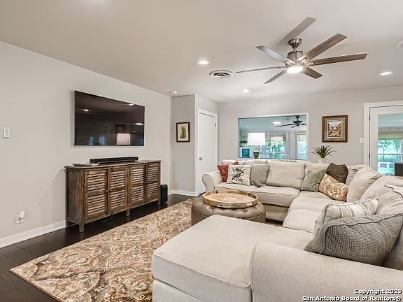 5th image of 7523 QUAIL RUN DR