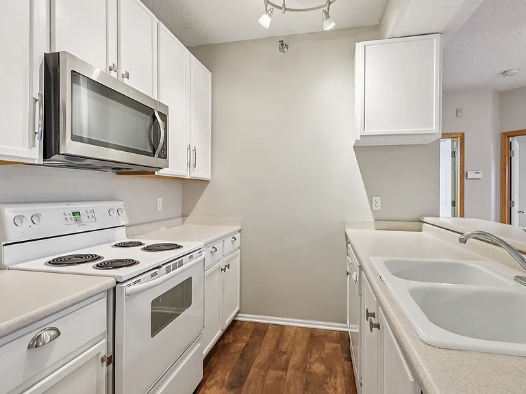 1320 SE Florence Dr #3U — Photo 10