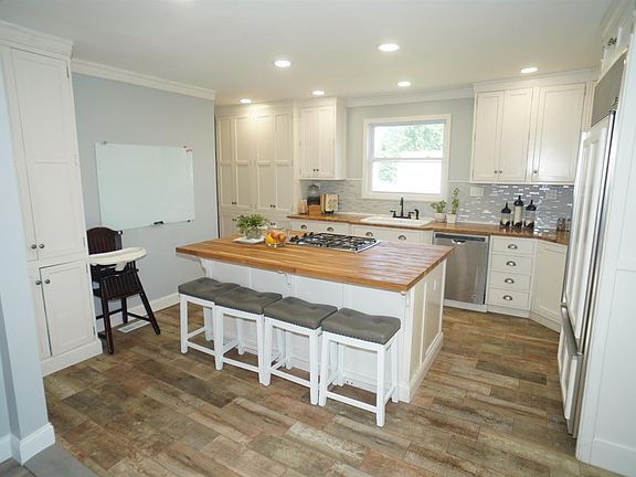 2nd image of 304 N Park Ave Lot 86