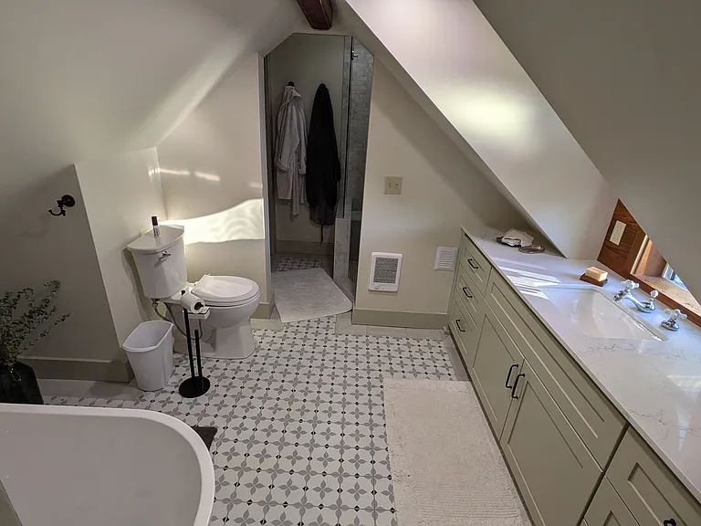 1149 SW Brockwood Ave — Photo 8