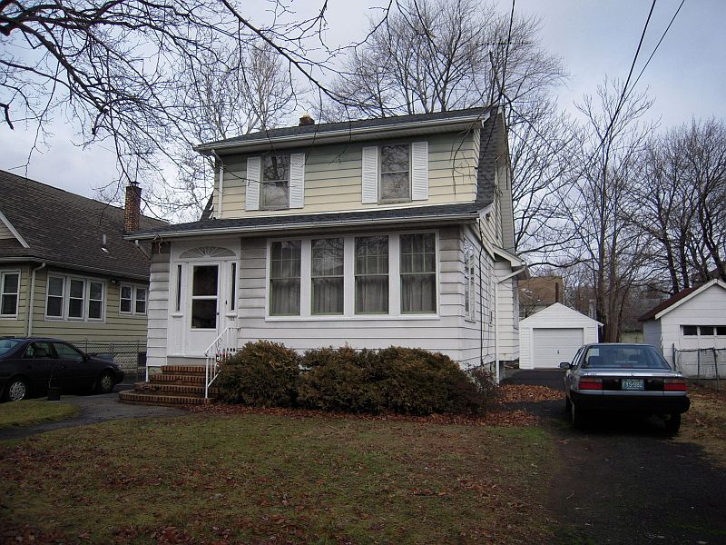 1st image of 102 Smallwood Ave