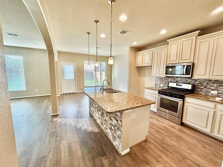 20618 Sweetstone Grove Ln — Photo 9