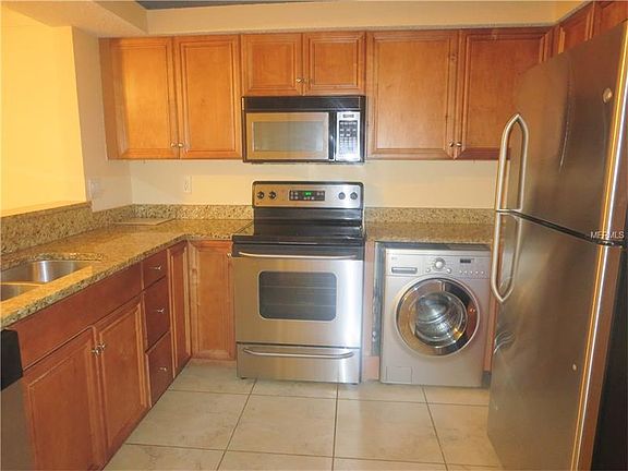 4th image of 2700 Coconut Bay Ln Unit 1K