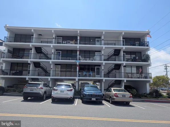 15 128th St Unit 203, Ocean City, MD 21842