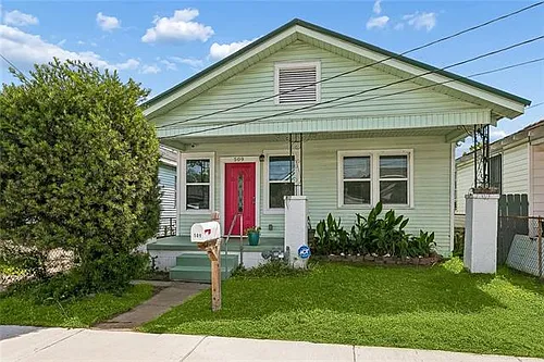 509 Avenue A Photo 1
