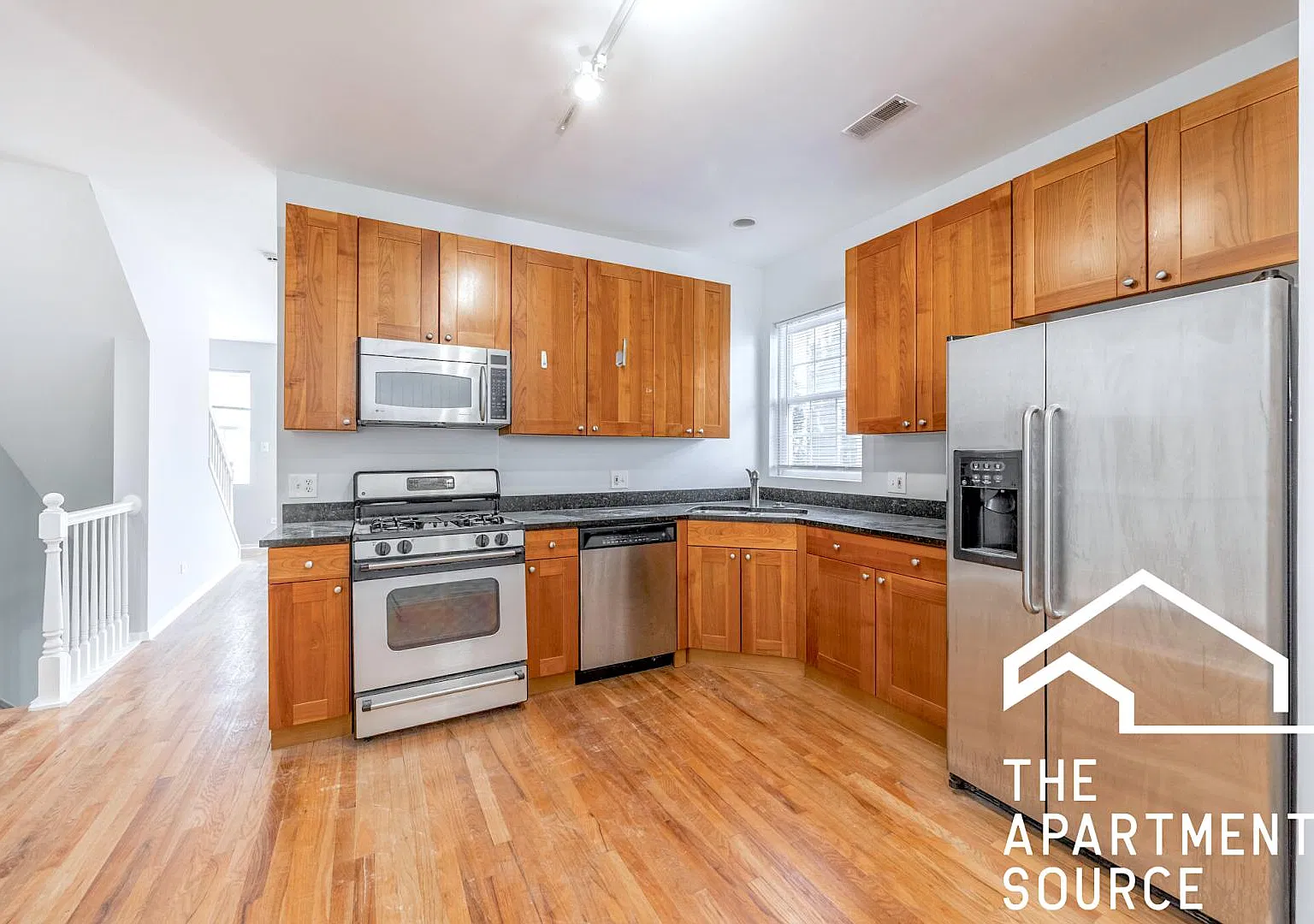 2320 West Adams Street #5 — Photo 4