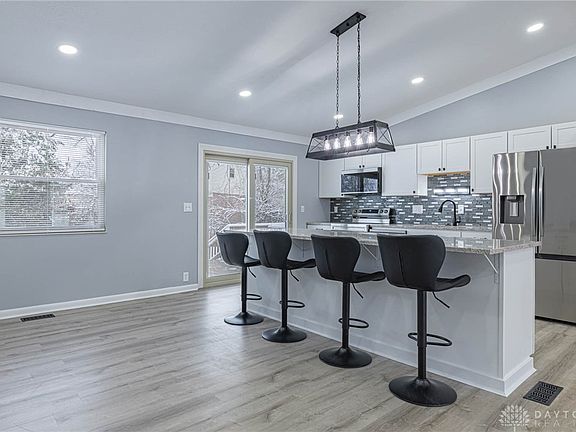 5th image of 740 Genenbill Dr