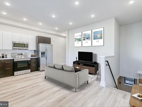 4th image of 1506 N 8th St #B