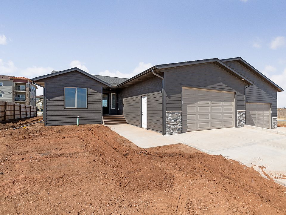 8415 Healing Way Exterior