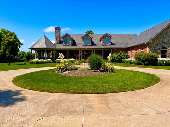 9110 E Lake Rd, North East, PA 16428