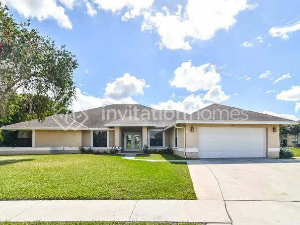 1918 Lindsey Ct, Wellington, FL 33414