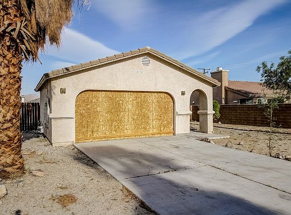 3rd image of 13748 El Cajon Dr