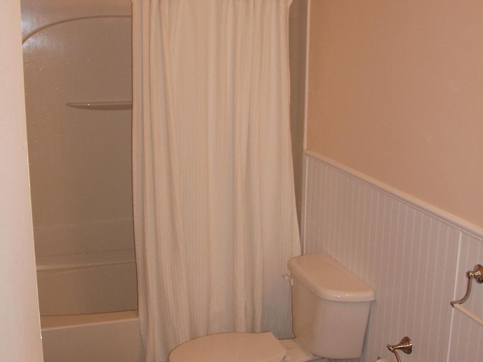 1st image of 2943 Bayshore Dr E