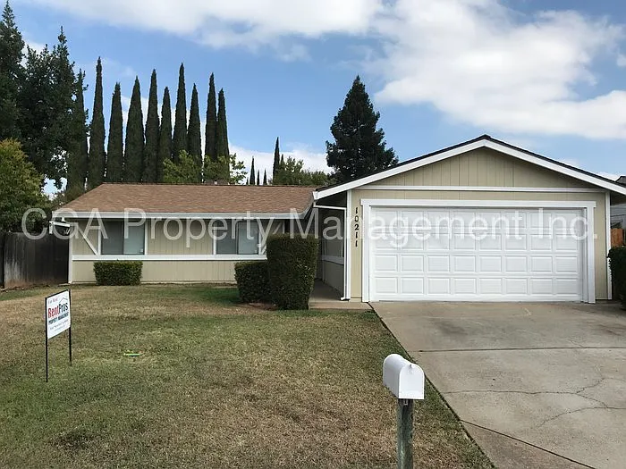 10211 Pistachio Way photo 1