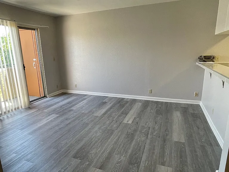 1447 W 228th St #0 — Photo 12