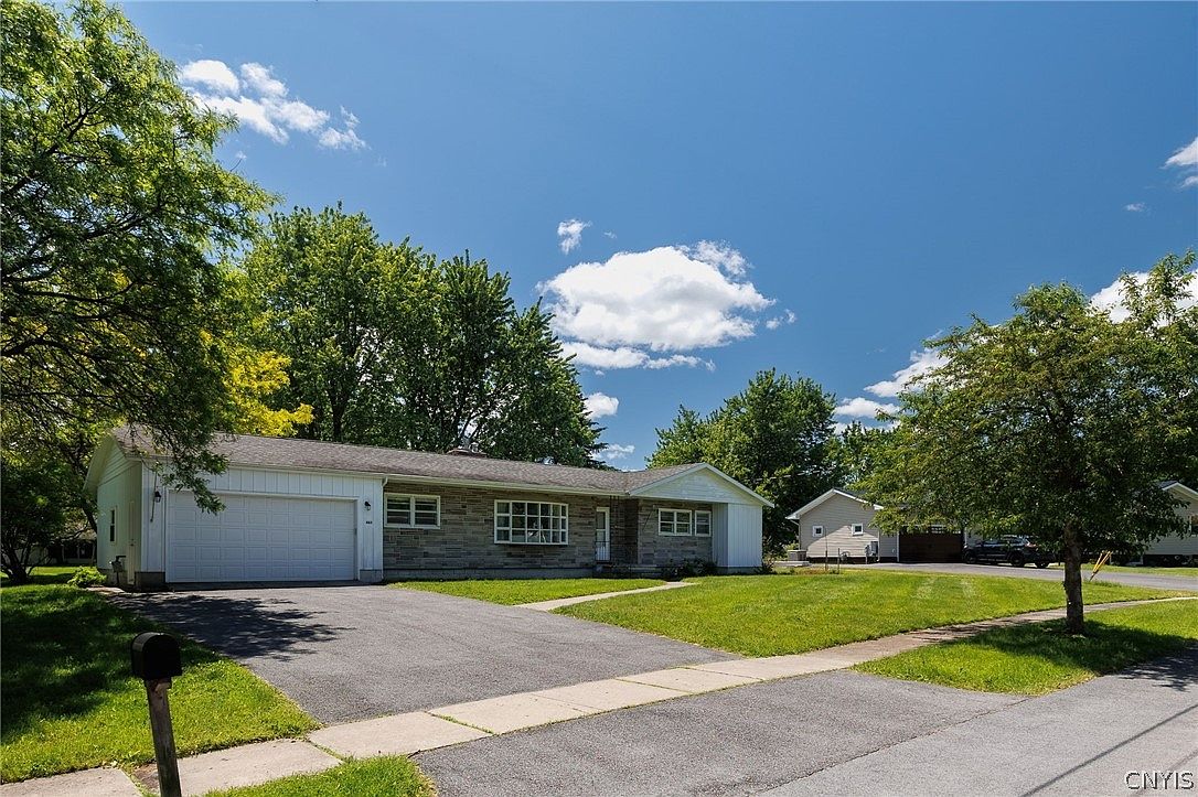 465 Bugbee Dr, Watertown, NY 13601 Zillow