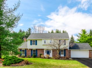 59 Caversham Woods, Pittsford, NY 14534