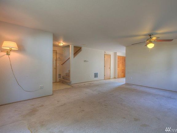 5th image of 1208 198th St E