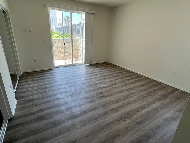 5630 Fair Ave — Photo 12