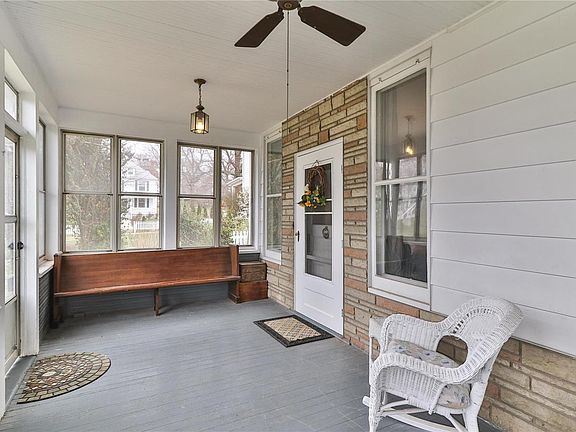 3rd image of 206 S Clay Ave
