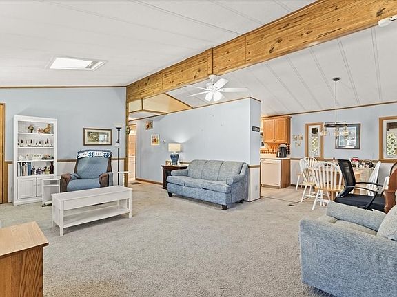 3rd image of 27 Castle Rd #153