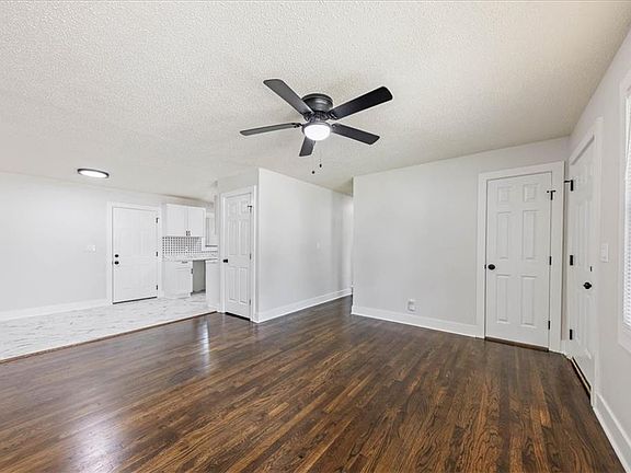 4th image of 4213 Hardesty Ave