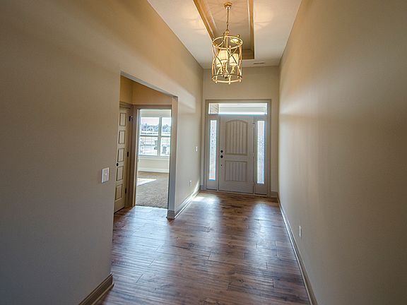 4th image of 1440 Lemans Blvd