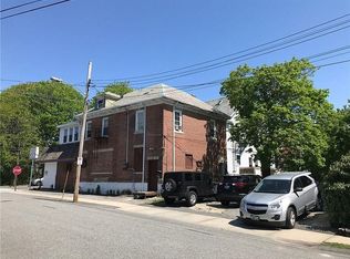 445 Broadway, Newport, RI 02840