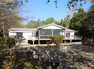 182 E Cove Dr, Macon, NC 27551