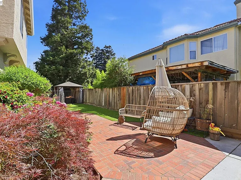 780 Avante Pl — Photo 42