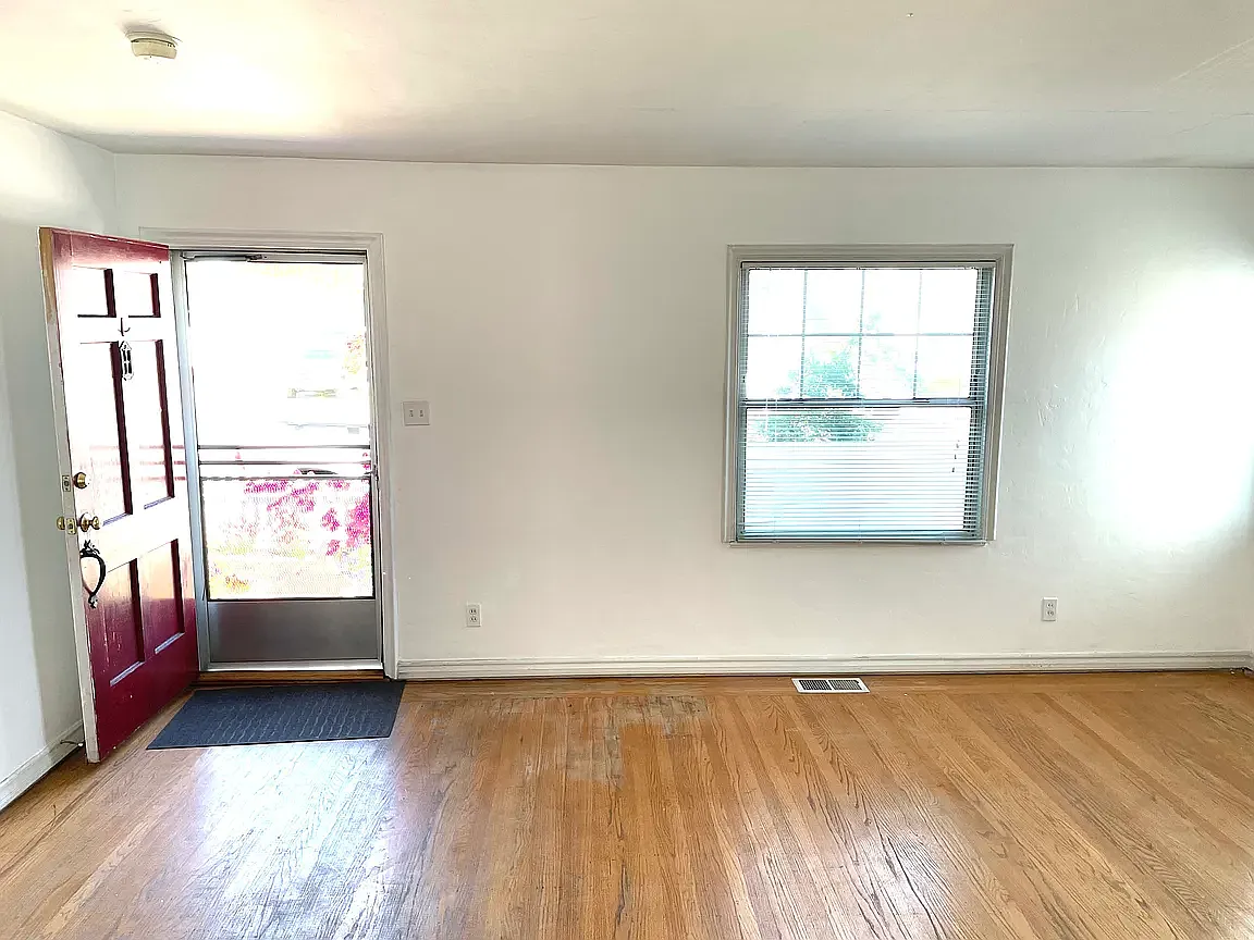 2 bed, 1100 sqft, $3,450 — Photo 4