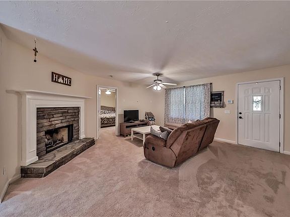 4th image of 100 Braxton Dr