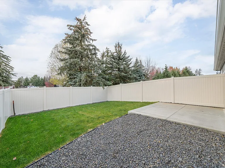 8531 N Orchard Ct — Photo 16