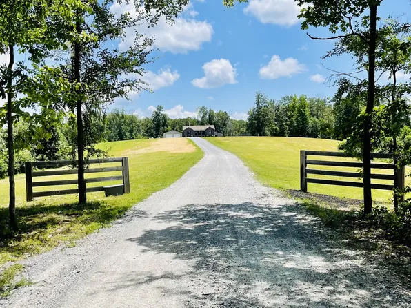 170 Stage Rd, Waverly, TN 37185