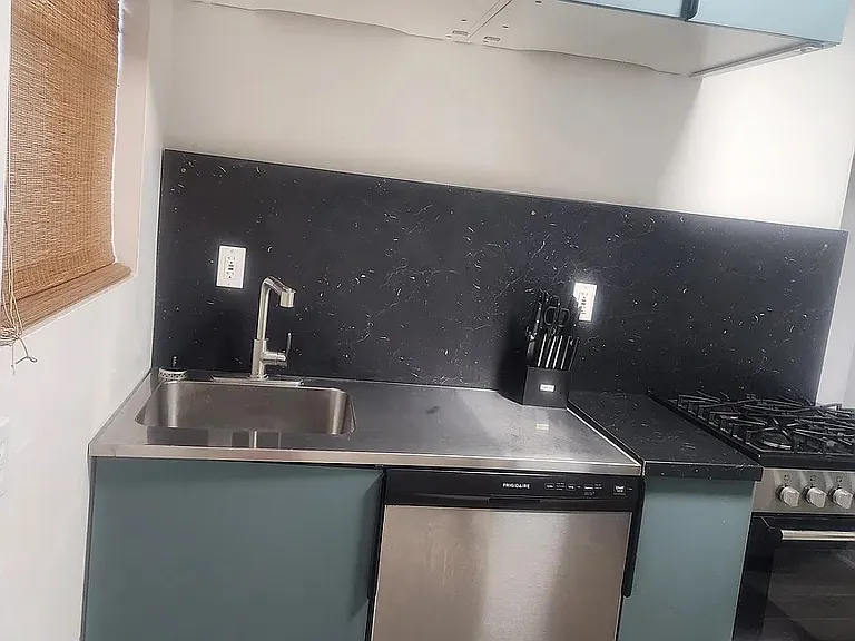 2229 Dumaine St #3 — Photo 8