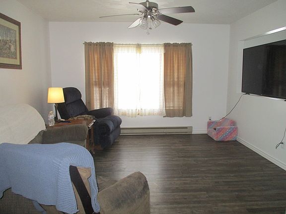 2nd image of 32004 Beechgrove Rd