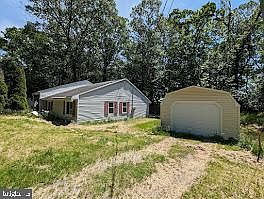 2nd image of 1607 Holtz Rd