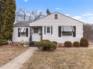 2508 Pelham Rd, Rockford, IL 61107