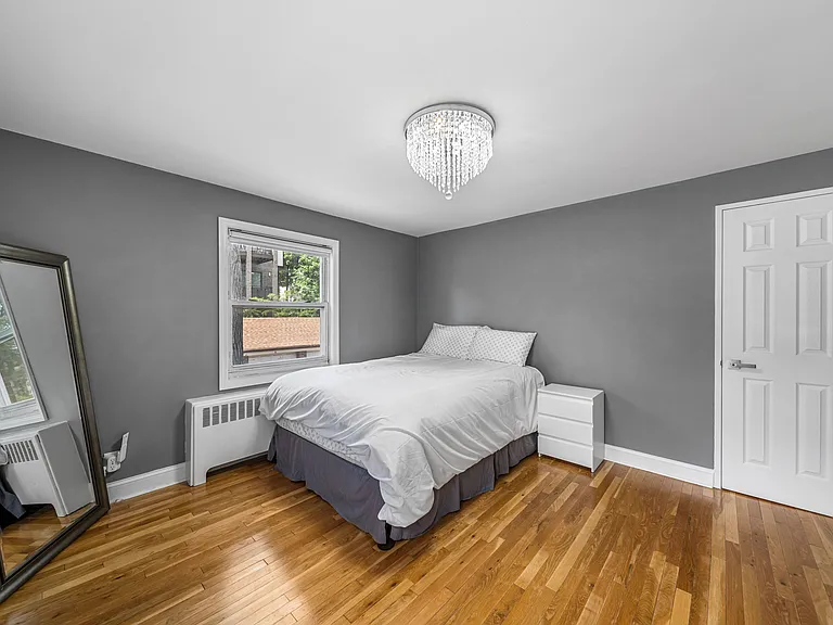 Spacious Bedroom